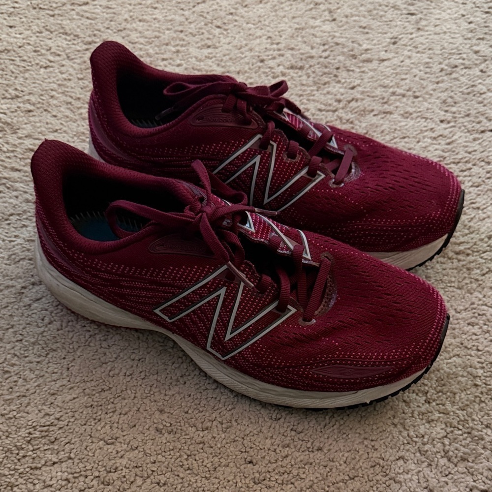 Neww Balance Fresh Foam X 860v12 Garnet/Pink Glo size 9.5 - Picture 2 of 8